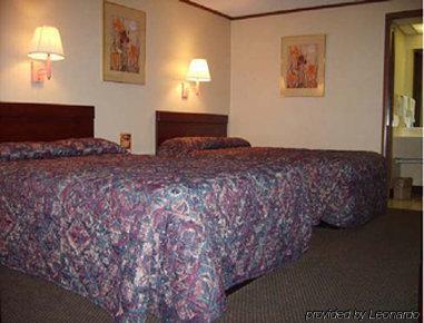 Budgetel Inn & Suites Кълъмбъс Екстериор снимка
