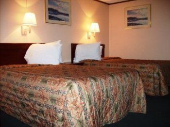 Budgetel Inn & Suites Кълъмбъс Екстериор снимка